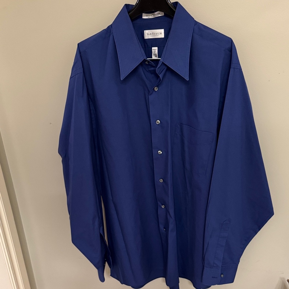 Van Heusen Classic Navy Dress Shirt